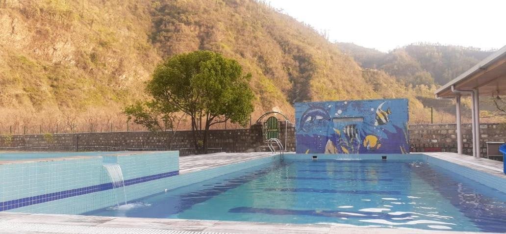 Four Banyans Spirit & Nature Resort Raipur  Экстерьер фото